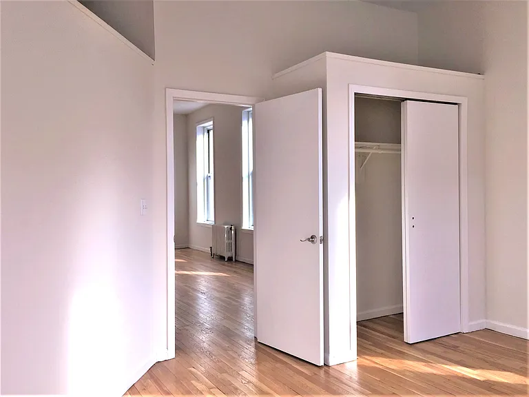101 W 86th St #1B — Photo 6