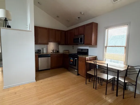 2442 Tremont Ave #2, Cleveland, OH 44113