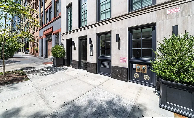 Rented by Platinum Properties | media 11