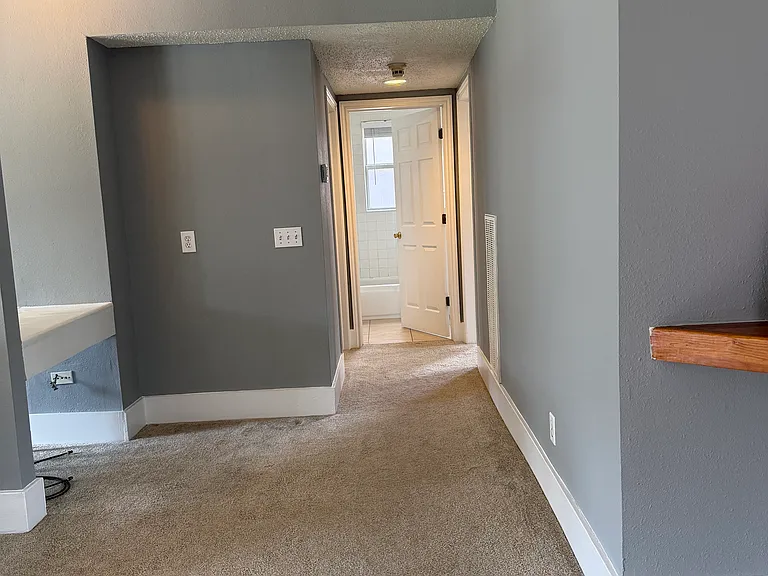 4005 Caroline St #3 — Photo 6
