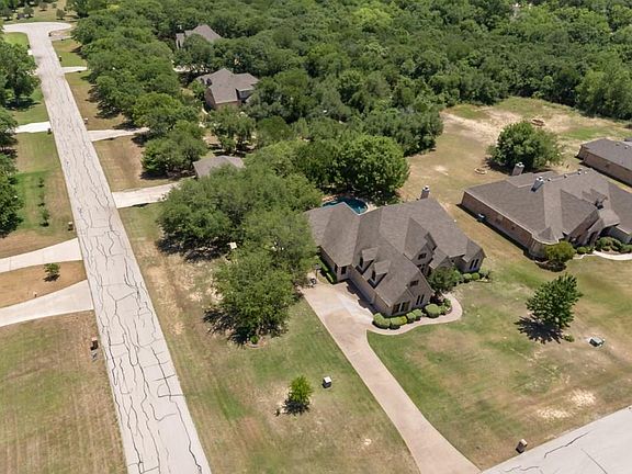 2nd image of 11201 Brady Oaks Ct