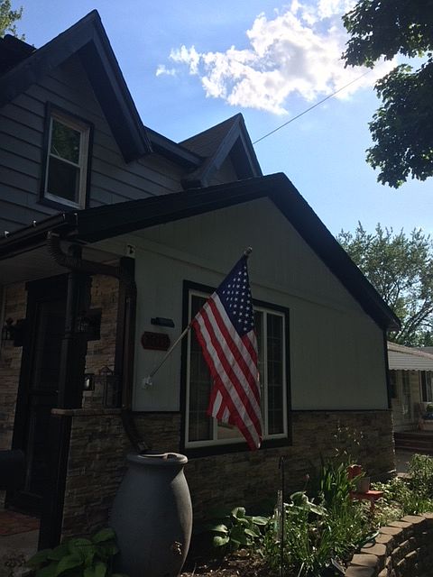 1st image of 1812 E Harry Ave