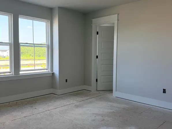 122 Shoemaker St, Summerville, SC 29486