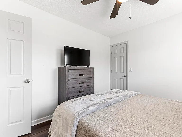 309 Raleigh Dr — Photo 55