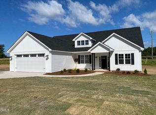 205 N Rabbit Run Dr, Smithfield, NC 27577
