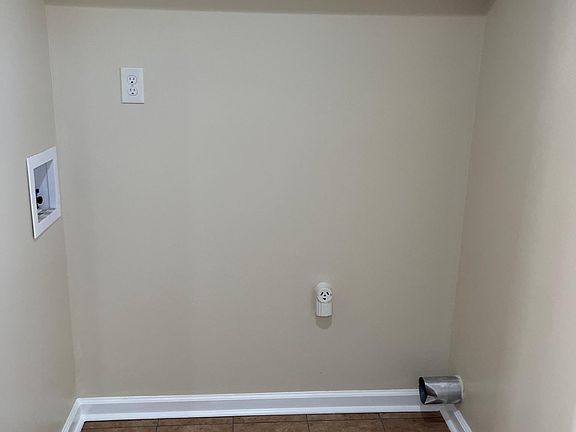 5th image of 3524 Brookway Dr