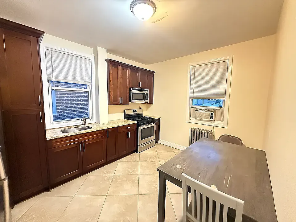 82-71 160th St #3