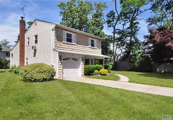 2nd image of 9 Whitehall Ln