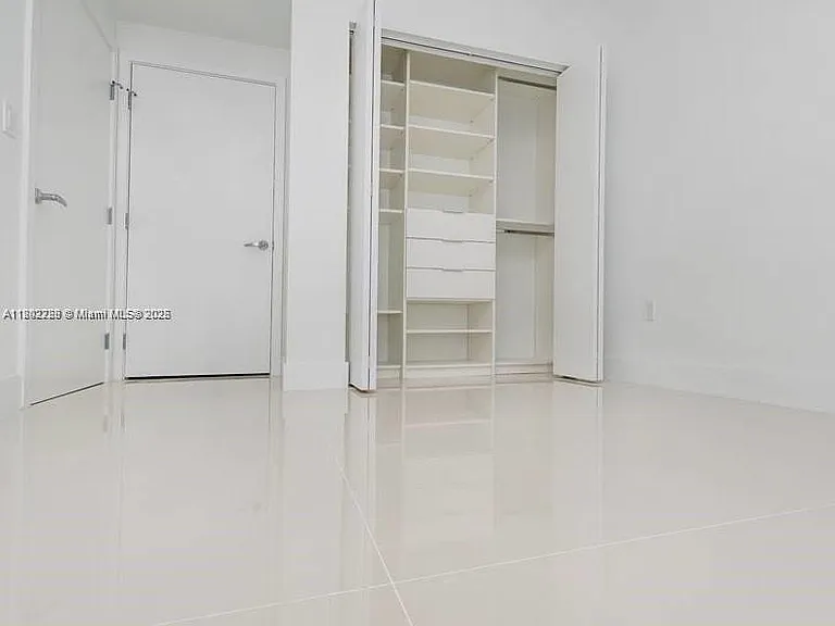 16385 Biscayne Blvd #2103 — Photo 17