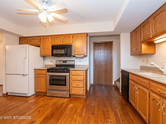 5th image of 10549 Utah Ct #212