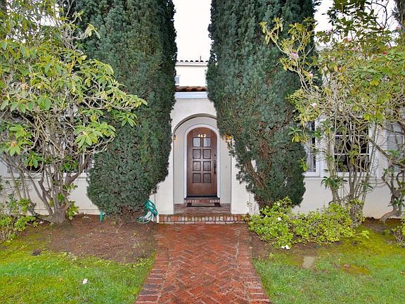 2nd image of 462 Urbano Dr
