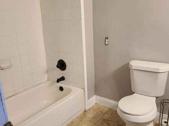 4th image of 5803 E Grand Ave