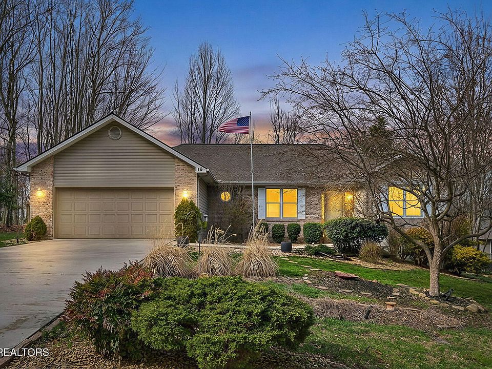 1st image of 15 Ridge Crest Cir