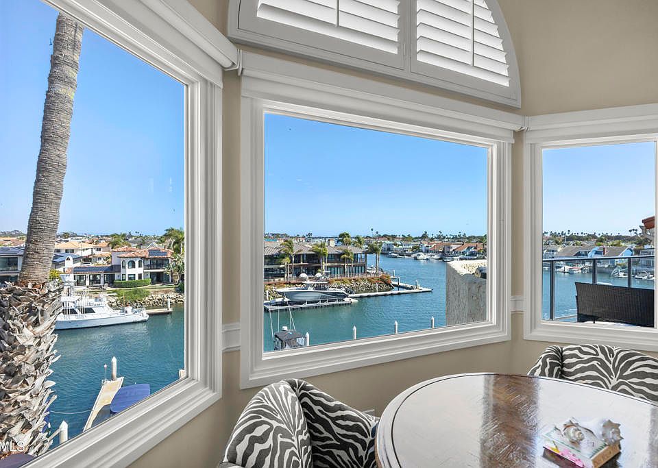 1st image of 4252 Harbour Island Ln