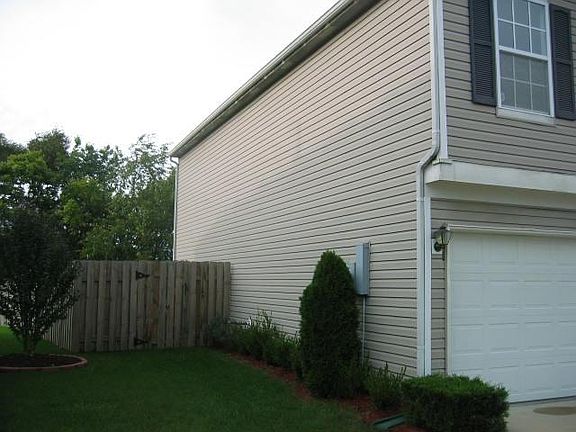 4th image of 16879 Aulton Dr