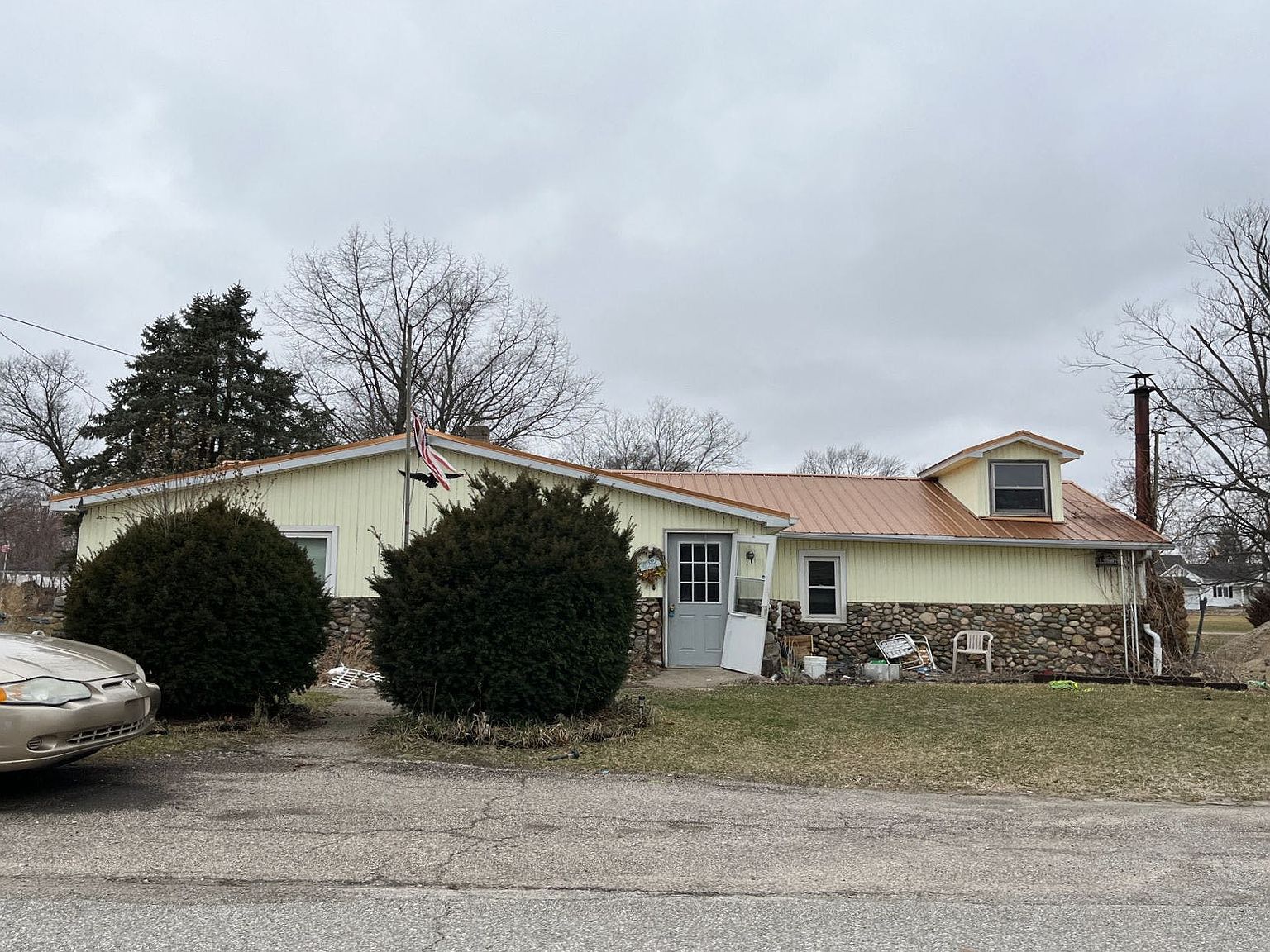 541 Stamper Dr, Winamac, IN 46996 Zillow