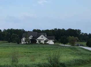 6729 W Crystal Lake Rd, Warsaw, IN 46580