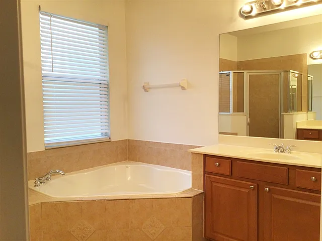1726 Palmerston Cir — Photo 13