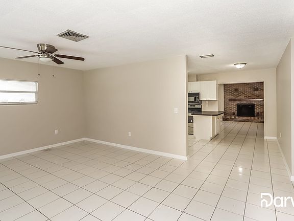 3rd image of 854 Susan Dr