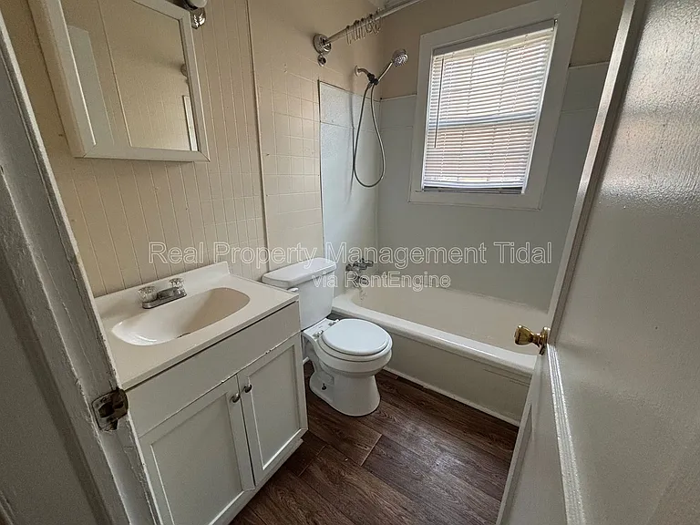 511 Randolph Rd #F — Photo 15