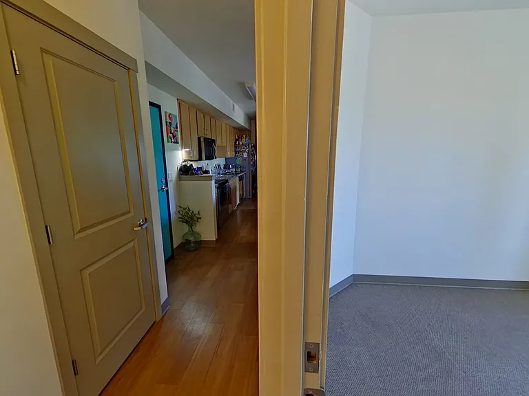1801 University St — Photo 5