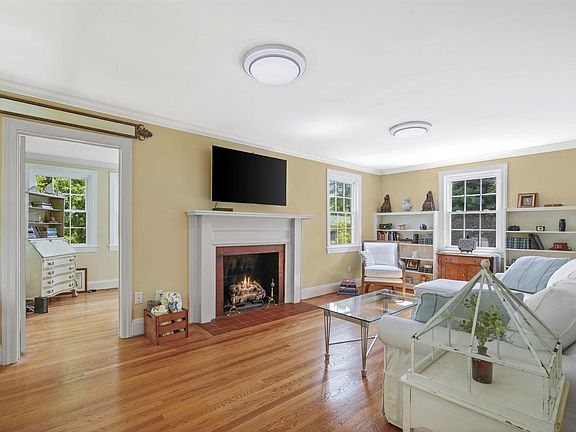 2nd image of 165 Tilley Dr