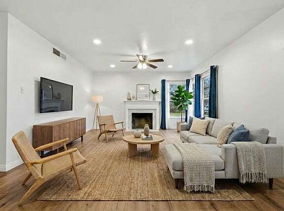 5th image of 1506 W Burrel Avenue