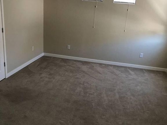 4th image of 4019 Gloster Way