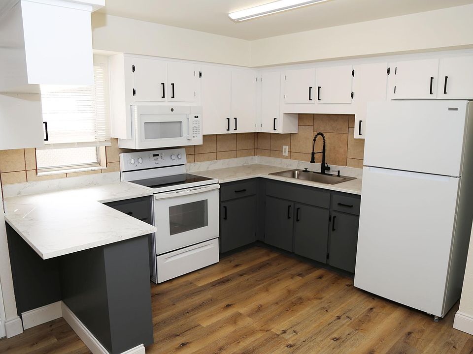 1st image of 500 N Center St #1