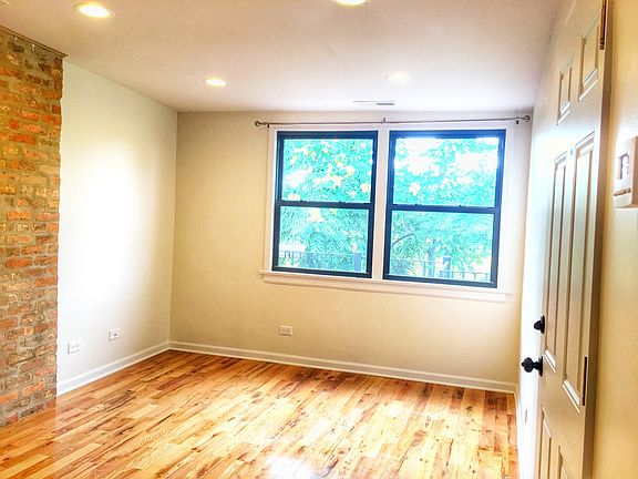 3rd image of 2154 N Cleveland Ave APT 3R