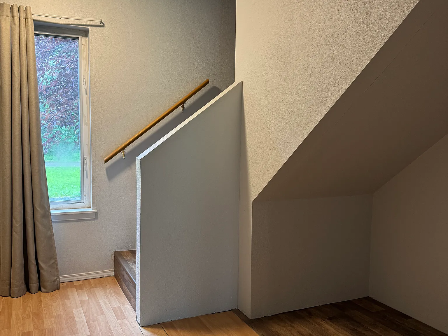 2 bed, 1125 sqft, $1,900 — Photo 2