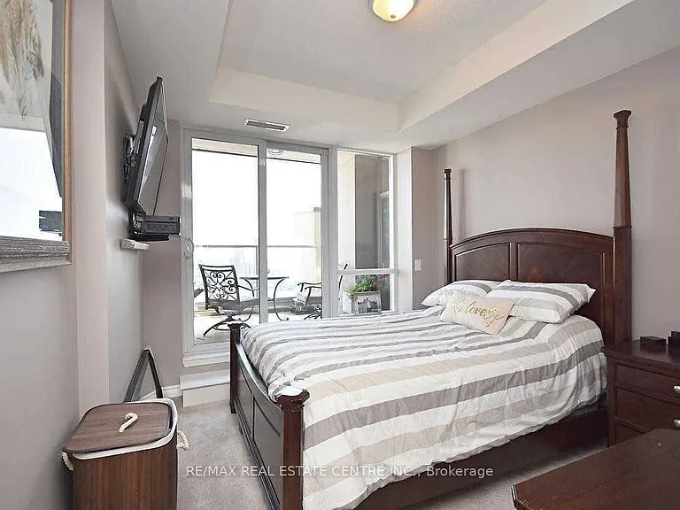 388 Prince Of Wales Dr #3206 — Photo 11