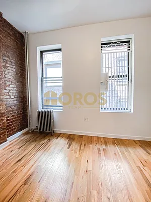 Rented by City Connections Realty | media 11