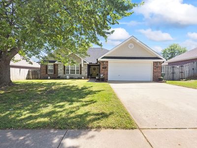1932 N Cannondale Dr, Fayetteville, AR, 72704