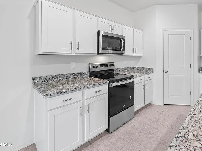 9637 W Agora Ln — Photo 15
