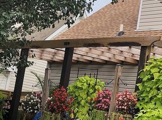 152 Howard Woody Dr, La Vergne, TN 37086