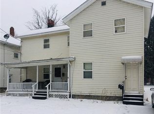 70 Vine St, North East, PA