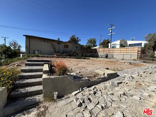 16101 Alcima Ave, Pacific Palisades, CA 90272