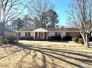 104 Beechwood Dr, Roanoke Rapids, NC 27870