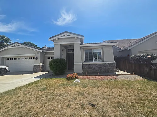2086 Shenandoah Dr Photo 1