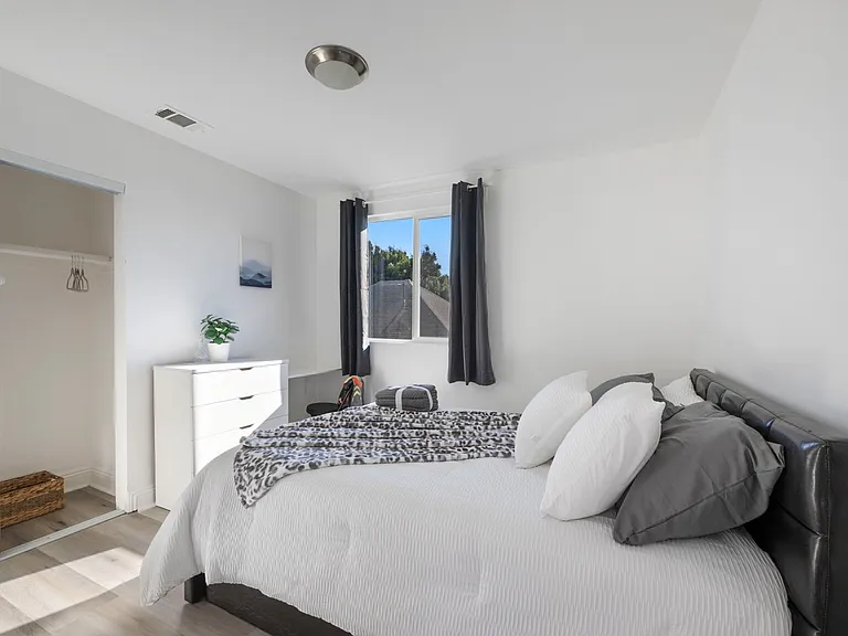 4157 Dorsey St — Photo 20