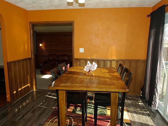 4th image of 207 Sycamore Ln