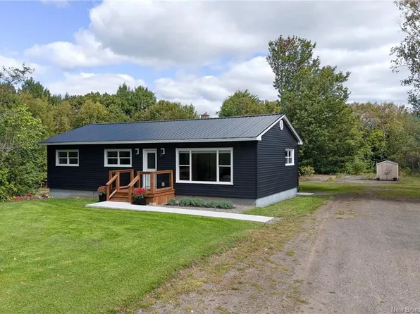 398 Eagle Rock Rd, Petersville, NB E5K 3Y2