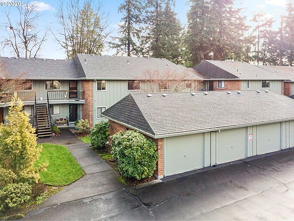 5th image of 8900 NE 36th St APT 4