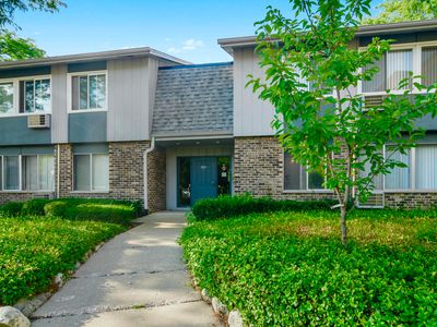 924 E Old Willow Rd APT 104, Prospect Heights, IL, 60070