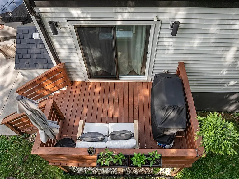 308 Sunliner Dr — Photo 35