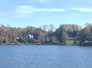 69 E Hunns Lake Rd, Stanfordville, NY 12581