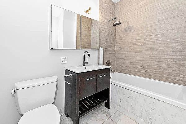 1st image of 806 Bergen St #324