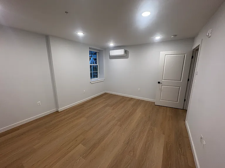 55 Atunxis Ave #29 — Photo 146