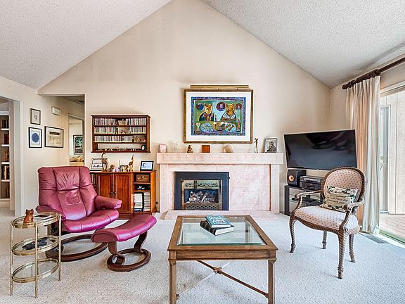 4th image of 4 Oak Forest Lane